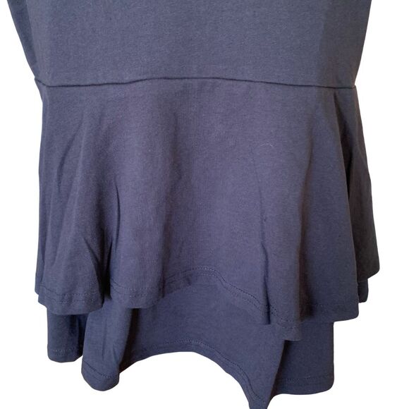 NWT Minimalist Cotton Tee with Flowy Layered Trendy Ruffle Back -Black M - Picture 4 of 7